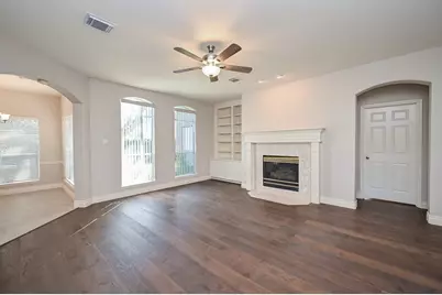 4710 April Meadow Way, Sugar Land, TX 77479 - Photo 13