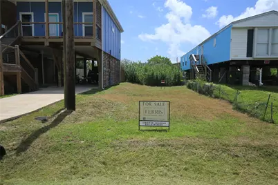 917 13th Street, Dickinson, TX 77539 - Photo 3