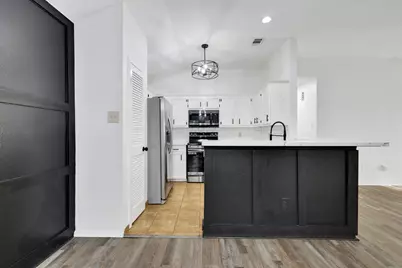 109 Jessica Street, Liberty, TX 77575 - Photo 7