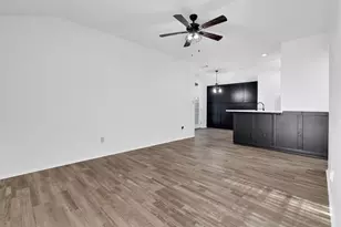 109 Jessica St, Liberty, TX 77575 - Photo 3