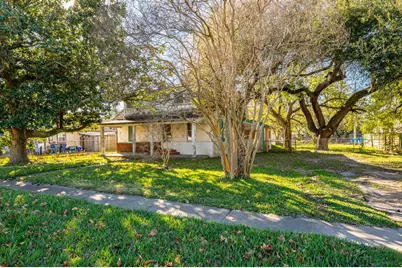 411 Ml King Jr Street, Texas City, TX 77590 - Photo 1