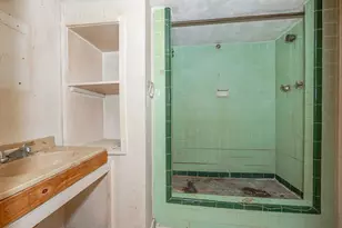 411 Ml King Jr St, Texas City, TX 77590 - Photo 17