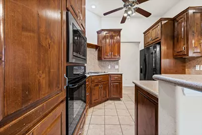 108 Sunshine Ln, Livingston, TX 77351 - Photo 15