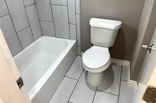 1604 Broken Arrow St, Baytown, TX 77521 - Photo 17