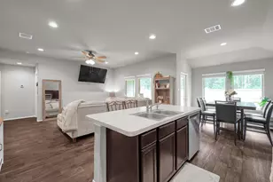 20874 Olive Leaf St, New Caney, TX 77357 - Photo 9