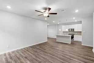 12214 Mead Grv Dr, Texas City, TX 77591 - Photo 9