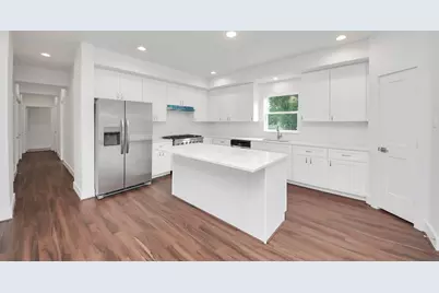 611 E 39th Street #B, Houston, TX 77022 - Photo 5