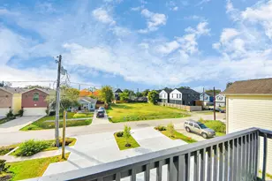 611 E 39th St, Houston, TX 77022 - Photo 29