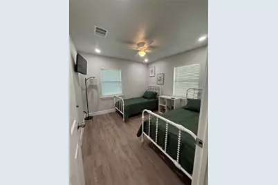 3610 Newton Dr, Pasadena, TX 77503 - Photo 9