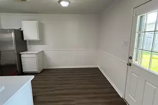 9217 Mohawk Dr, La Porte, TX 77571 - Photo 9