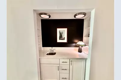 10 S Briar Hollow Lane #55, Houston, TX 77027 - Photo 19