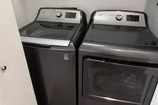 10 S Briar Hollow Ln, Houston, TX 77027 - Photo 39