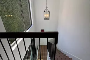 10 S Briar Hollow Ln, Houston, TX 77027 - Photo 27