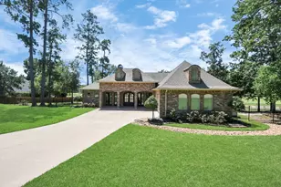 702 Fairway Oaks, Conroe, TX 77302 - Photo 41