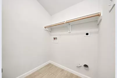 5823 Southgood Street, Houston, TX 77033 - Photo 33