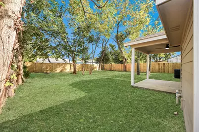 5823 Southgood Street, Houston, TX 77033 - Photo 37