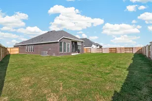 1061 Comal Trl, Dayton, TX 77535 - Photo 43