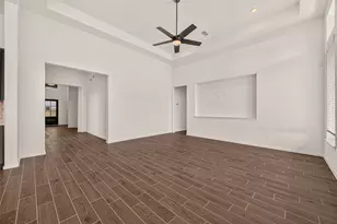 1061 Comal Trl, Dayton, TX 77535 - Photo 11