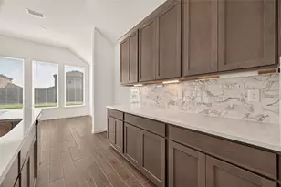 1061 Comal Trl, Dayton, TX 77535 - Photo 9