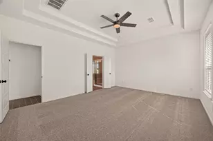 1061 Comal Trl, Dayton, TX 77535 - Photo 33