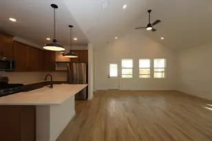 428 E Rose Marie Ln, Montgomery, TX 77356 - Photo 5