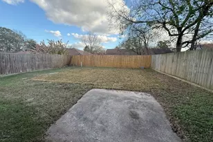 2402 Autumn Springs Ln, Spring, TX 77373 - Photo 11