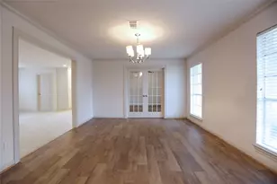 6022 Beaudry Dr, Houston, TX 77035 - Photo 3