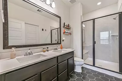 704 Allana Lane, Alvin, TX 77511 - Photo 17
