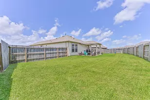 704 Allana Ln, Alvin, TX 77511 - Photo 29