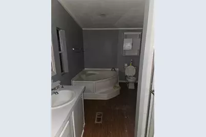 1610 Texas Street, Alvin, TX 77511 - Photo 7