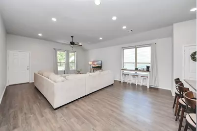 709 Little River Drive, Conroe, TX 77316 - Photo 11