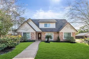 4703 Fountainhead Dr, Houston, TX 77066 - Photo 1