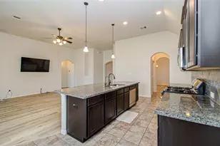 4815 Manila Bay Cir, Baytown, TX 77523 - Photo 25