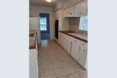 7515 Brush Wood Drive, Houston, TX 77088 - Photo 7