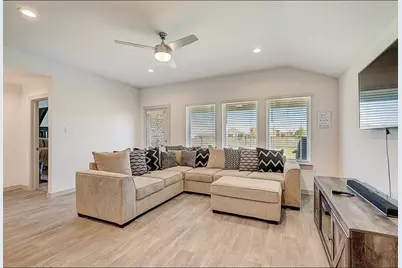 1246 Truckee River Drive, Rosharon, TX 77583 - Photo 11