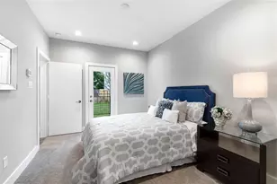8411 Hempstead Rd, Houston, TX 77008 - Photo 9