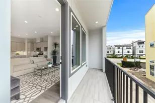 8411 Hempstead Rd, Houston, TX 77008 - Photo 11