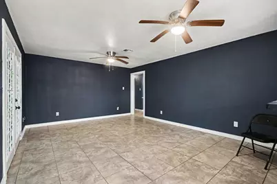 5001 Glenhaven Drive, Baytown, TX 77521 - Photo 17