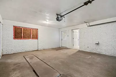 5001 Glenhaven Drive, Baytown, TX 77521 - Photo 33