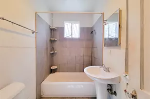 4110 Beggs St, Houston, TX 77009 - Photo 5