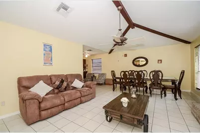 13107 Northfleet Drive, Houston, TX 77082 - Photo 7