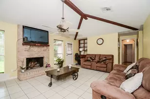 13107 Northfleet Dr, Houston, TX 77082 - Photo 5