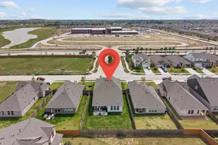 13716 Windward Mist Dr, Texas City, TX 77568 - Photo 43