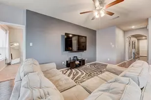9214 Penfield Dr, Rosharon, TX 77583 - Photo 13