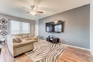 9214 Penfield Dr, Rosharon, TX 77583 - Photo 9