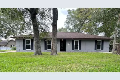 228 Oak Manor Drive, Alvin, TX 77511 - Photo 1
