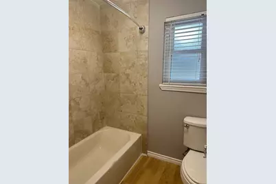 228 Oak Manor Drive, Alvin, TX 77511 - Photo 19