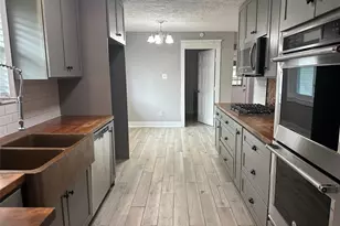 228 Oak Manor Dr, Alvin, TX 77511 - Photo 13