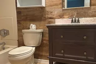 228 Oak Manor Dr, Alvin, TX 77511 - Photo 23