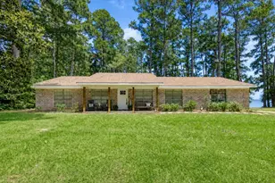 636 Campoli Rd, Etoile, TX 75944 - Photo 1